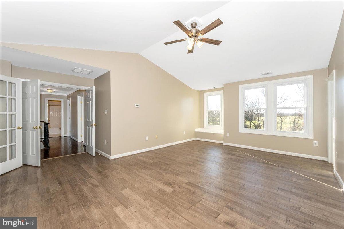 17914 Hickman Street photo 35