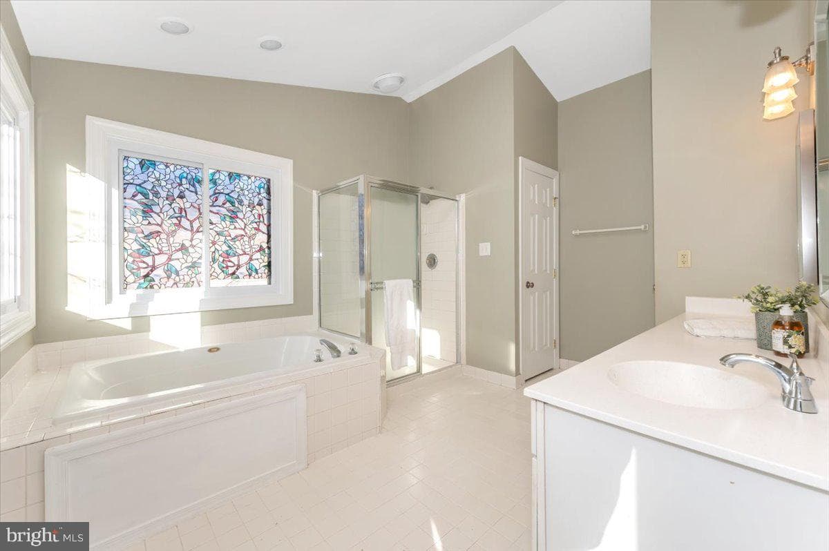 17914 Hickman Street photo 38