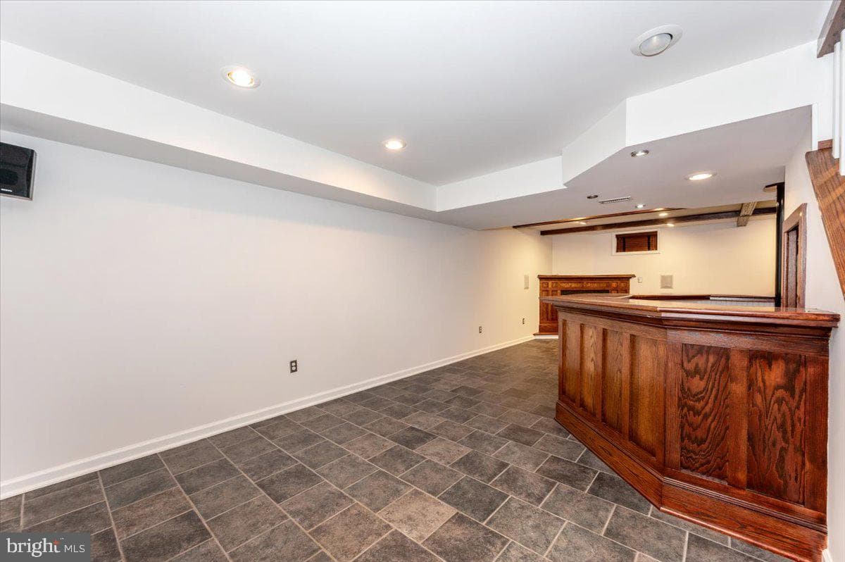 17914 Hickman Street photo 49