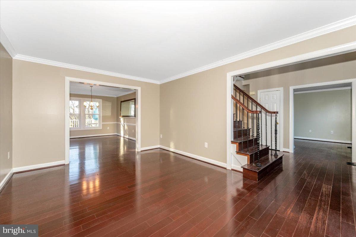 17914 Hickman Street photo 5