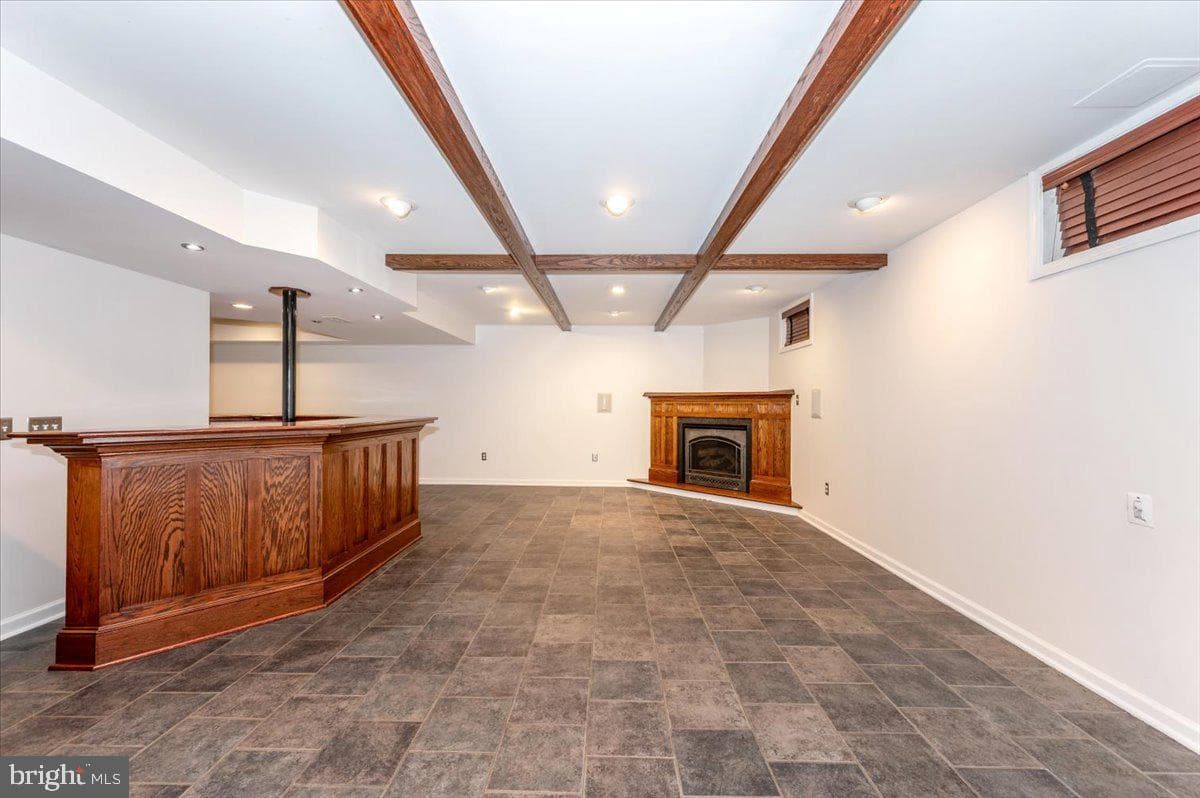 17914 Hickman Street photo 54