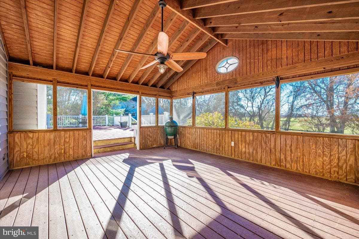 17914 Hickman Street photo 65