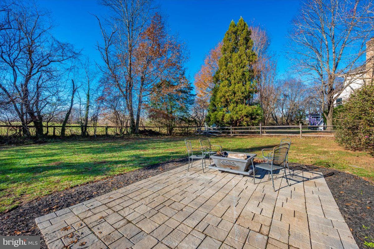 17914 Hickman Street photo 75