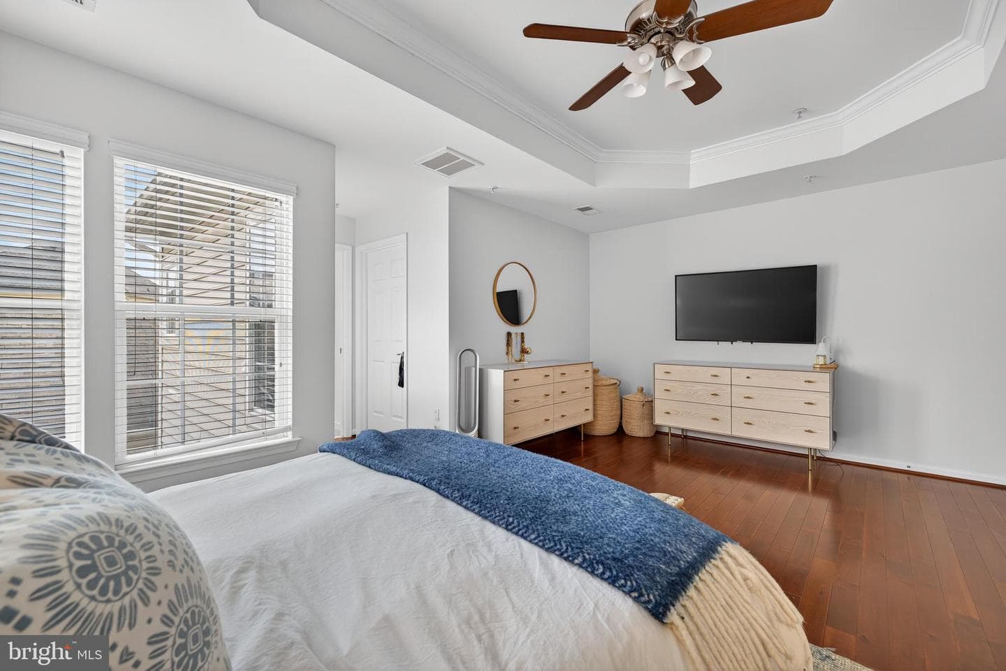 444 Clayhall Street photo 16