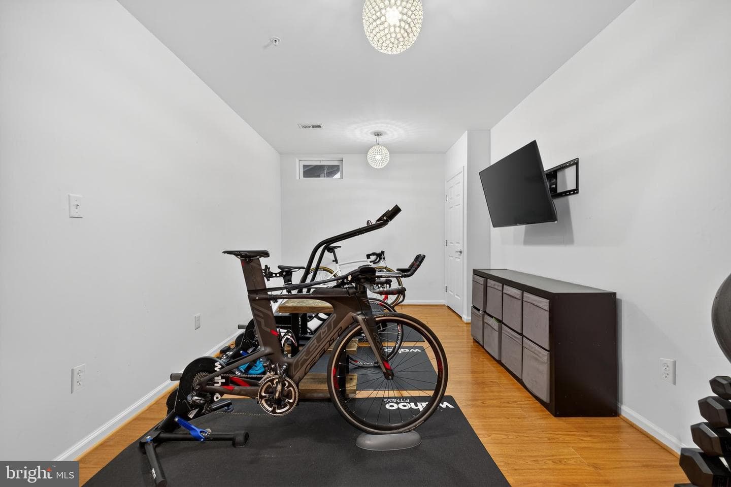 444 Clayhall Street photo 26