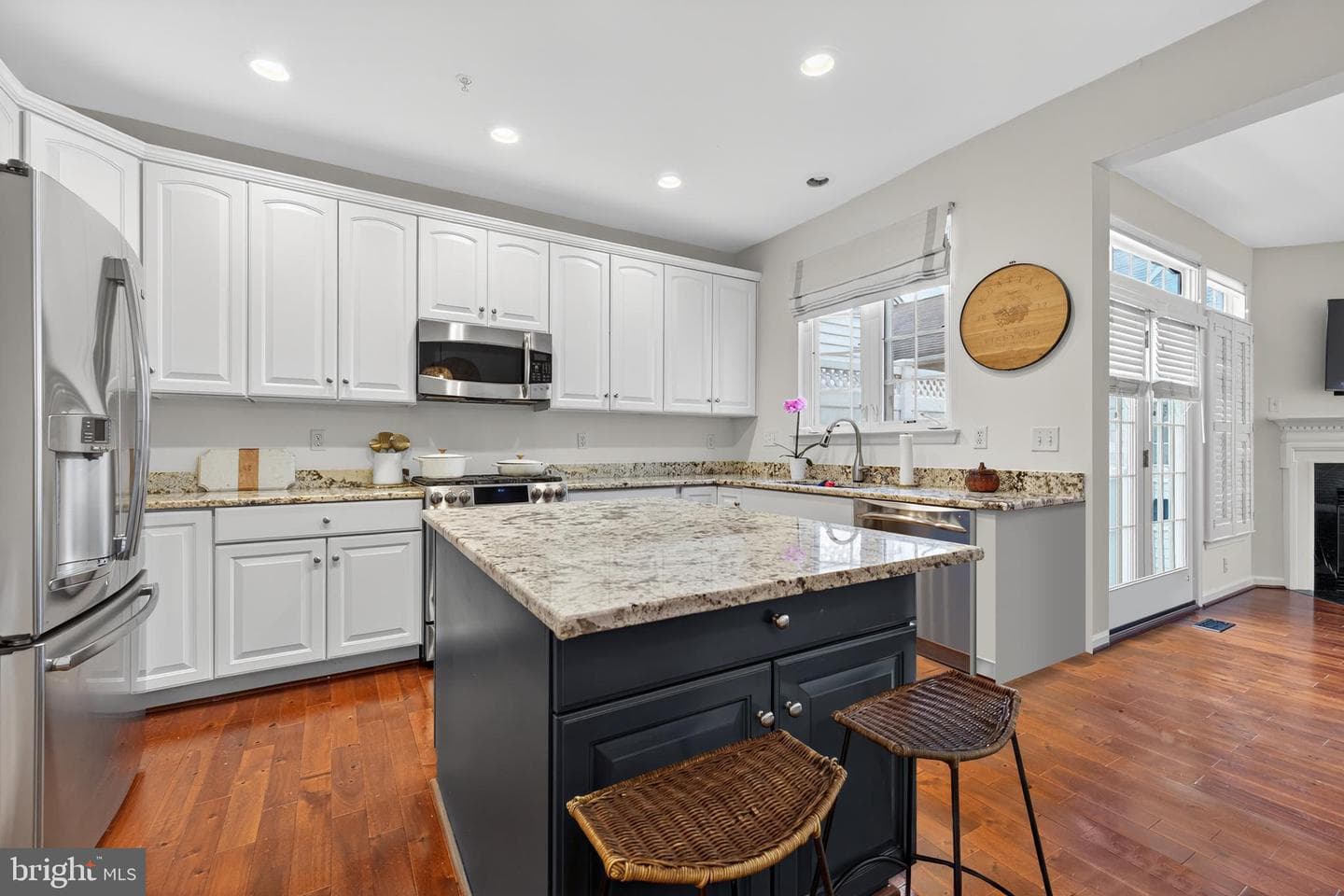 444 Clayhall Street photo 9
