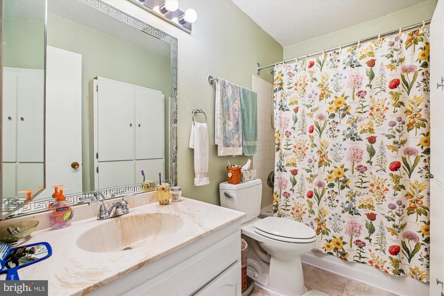 15205 Tottenham Terrace #24-B photo 10