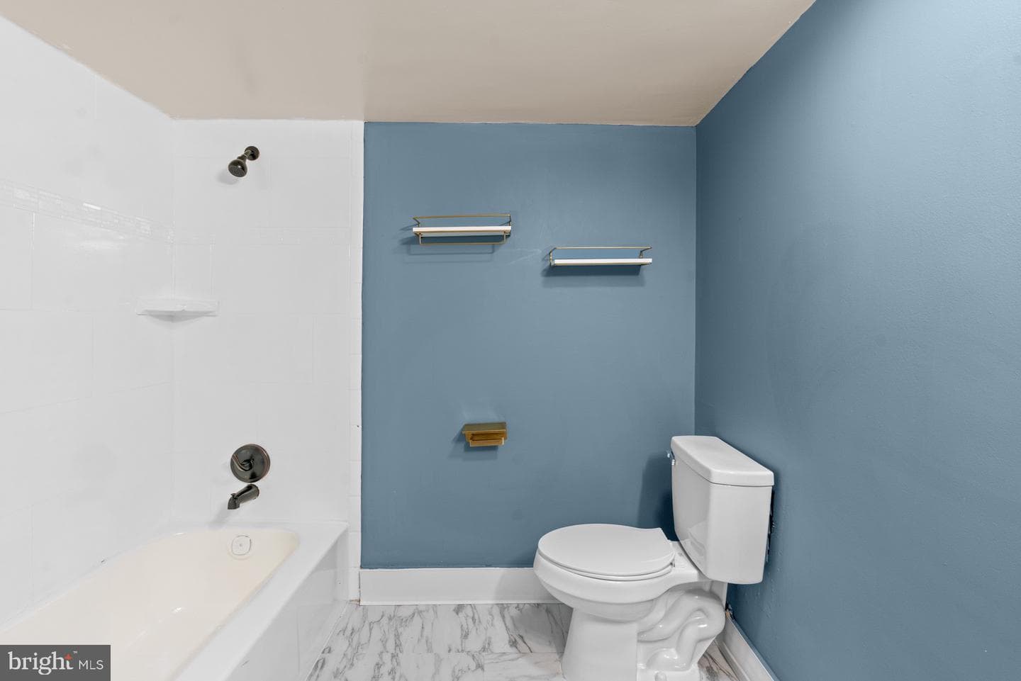422 Girard Street #144 photo 19