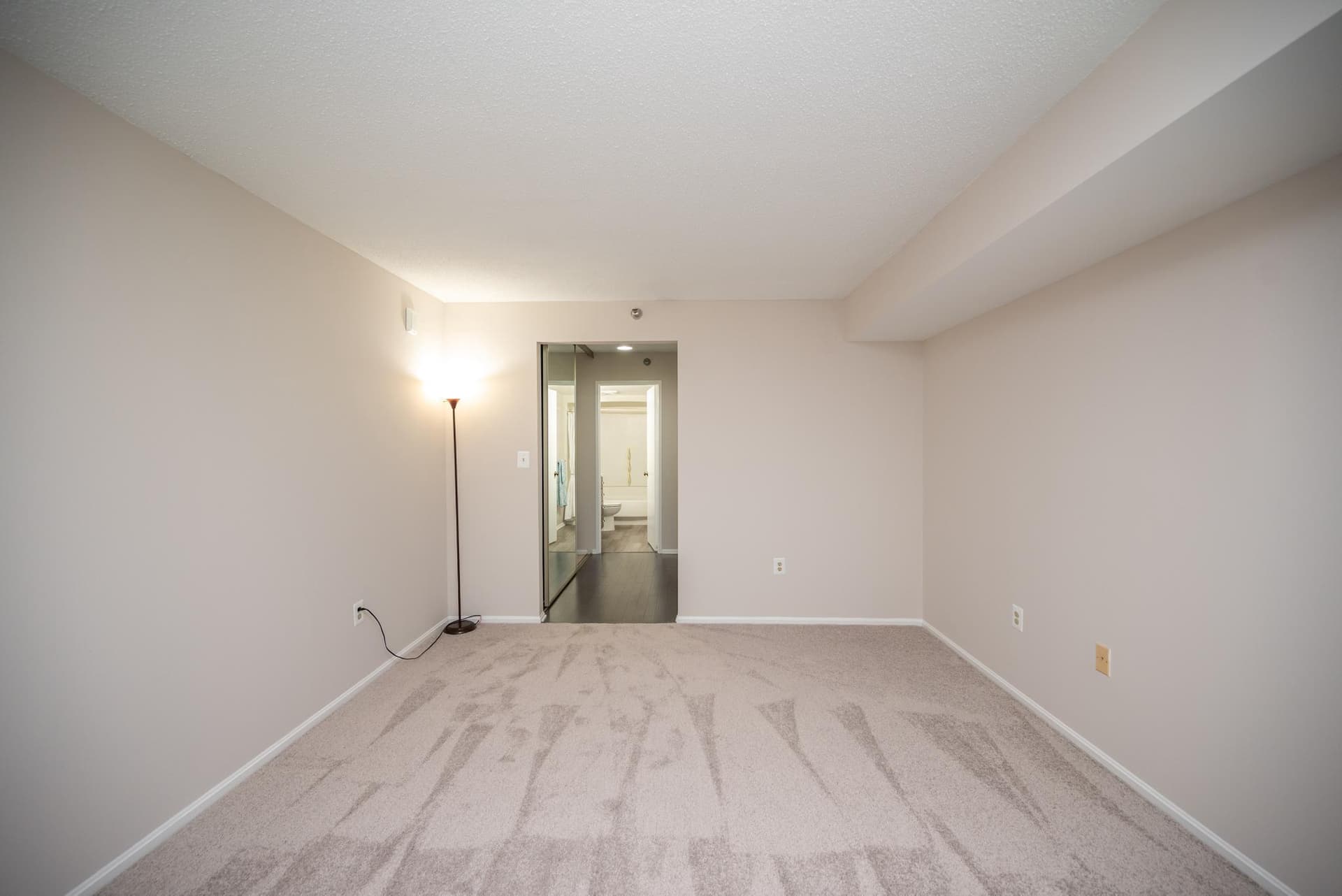 15100 Interlachen Drive #4-110 photo 24