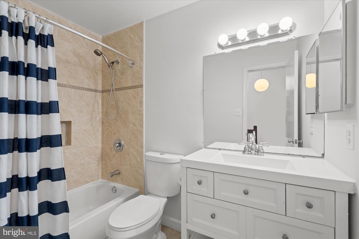 20406 Waters Point Lane photo 24