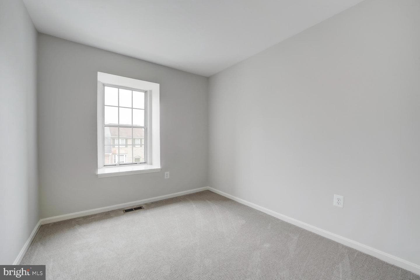 10320 Castlehedge Terrace photo 22