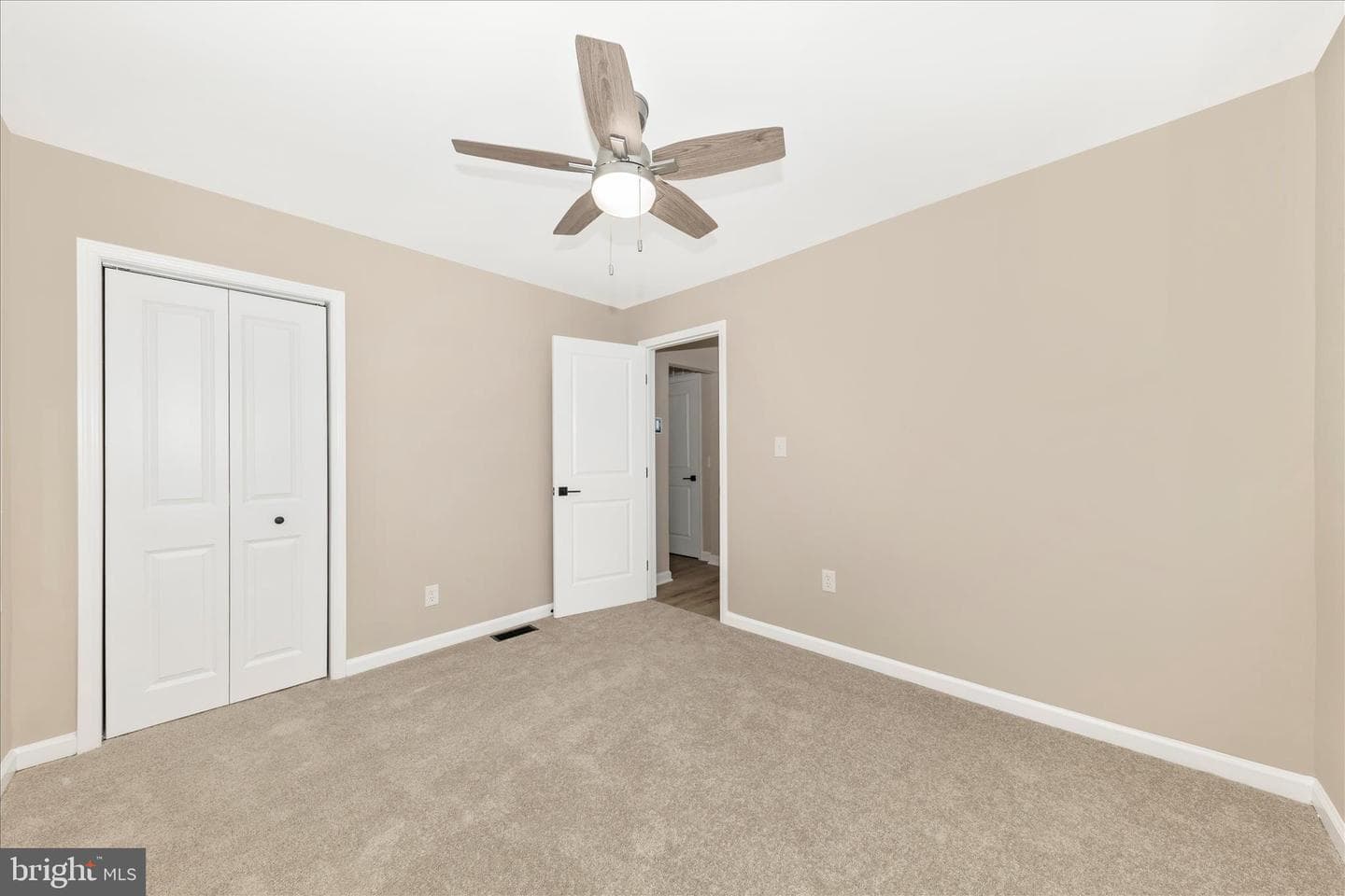 2506 Lindell Street photo 19