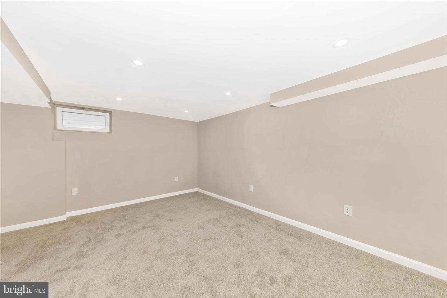 2506 Lindell Street photo 30