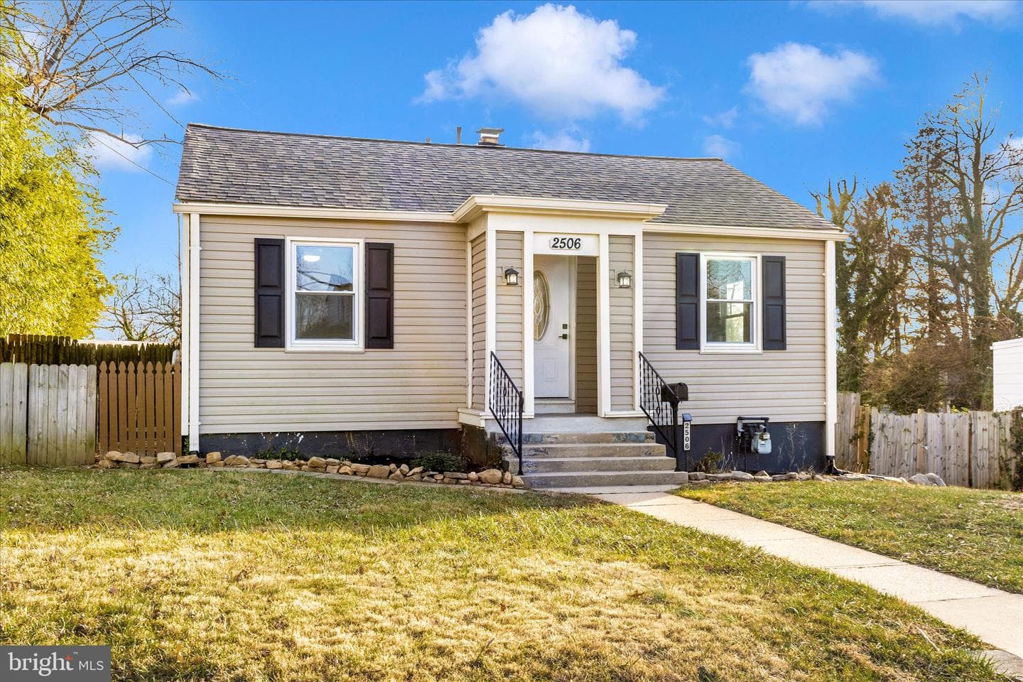 2506 Lindell Street photo 35