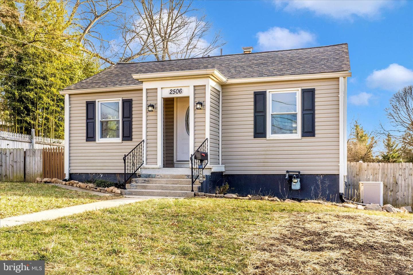 2506 Lindell Street photo 36