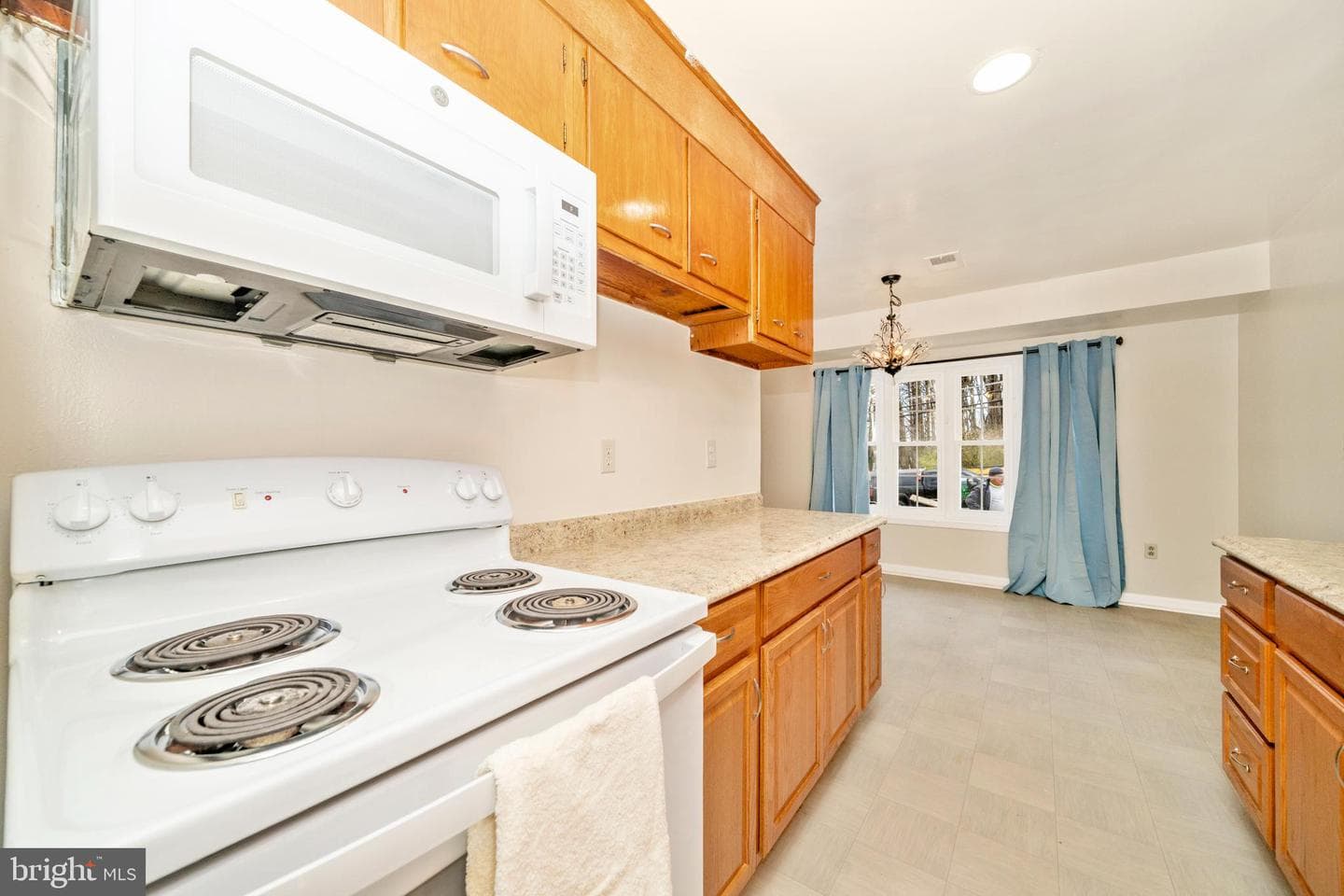 19540 Scenery Drive photo 14