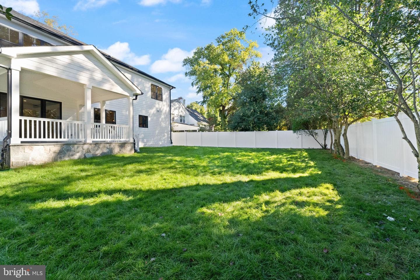 5804 Ridgefield Road photo 3