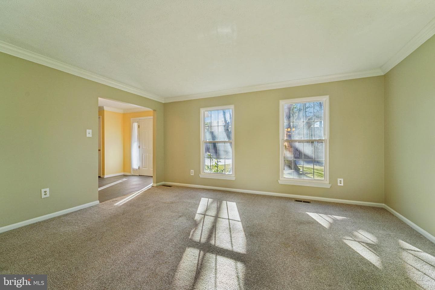 216 Bookham Lane photo 13