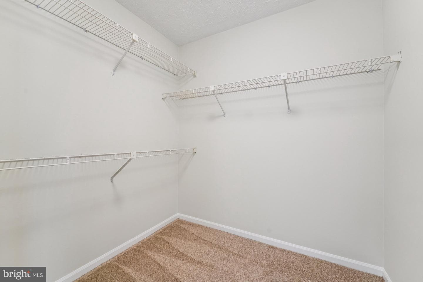 216 Bookham Lane photo 28