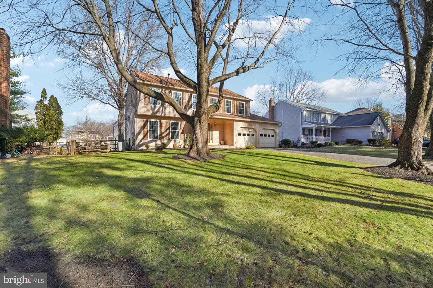 216 Bookham Lane photo 44