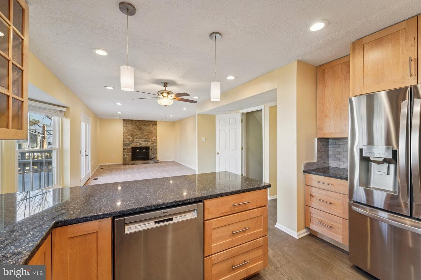 216 Bookham Lane photo 48