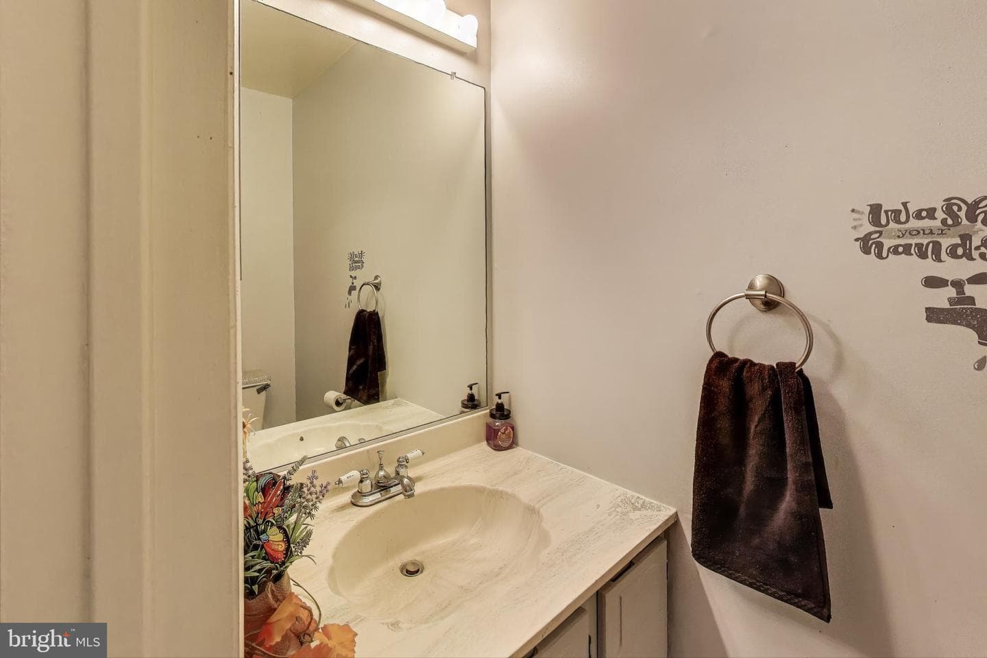 13305 Woodruff Court photo 10
