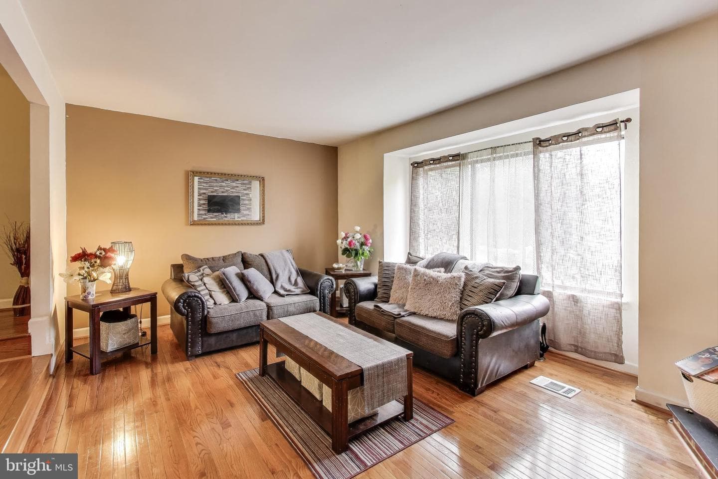 13305 Woodruff Court photo 4