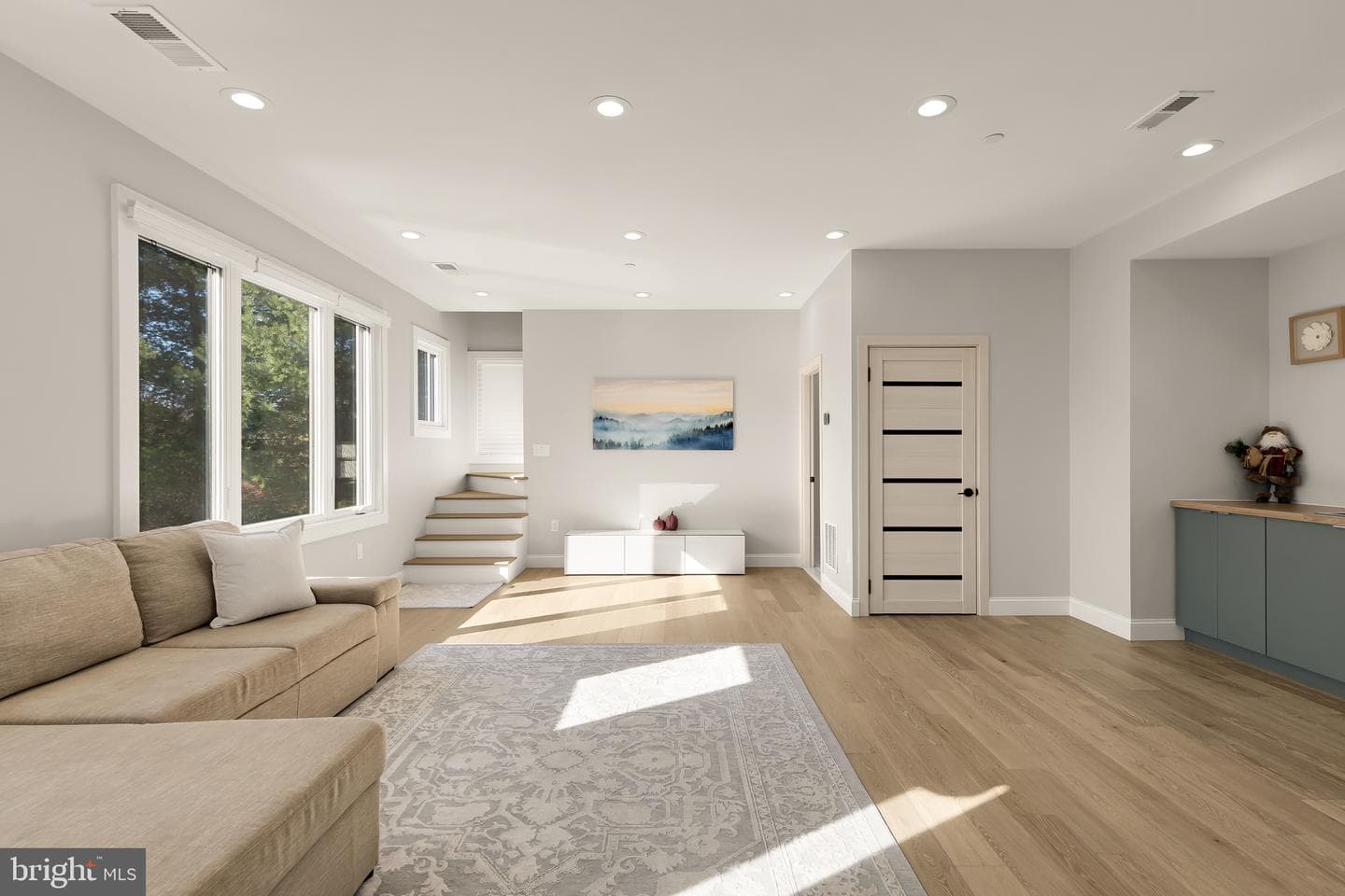 14051 Esworthy Road photo 36