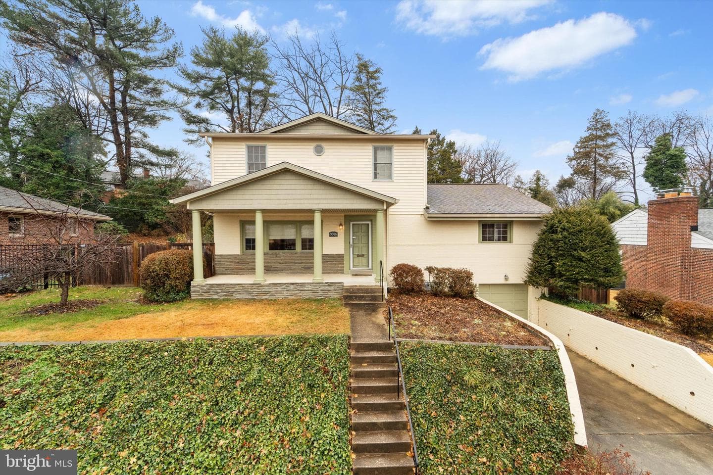 9306 Parkhill Terrace photo 2