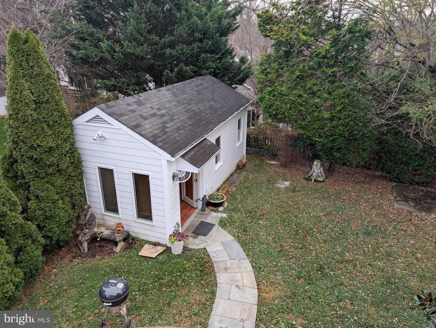 4822 Chevy Chase Boulevard photo 2