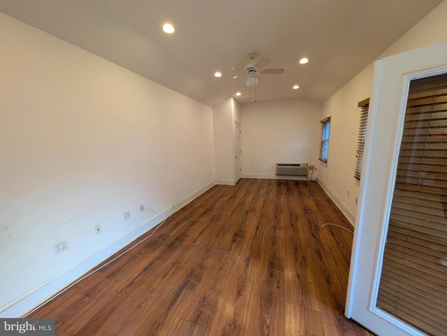 4822 Chevy Chase Boulevard photo 40