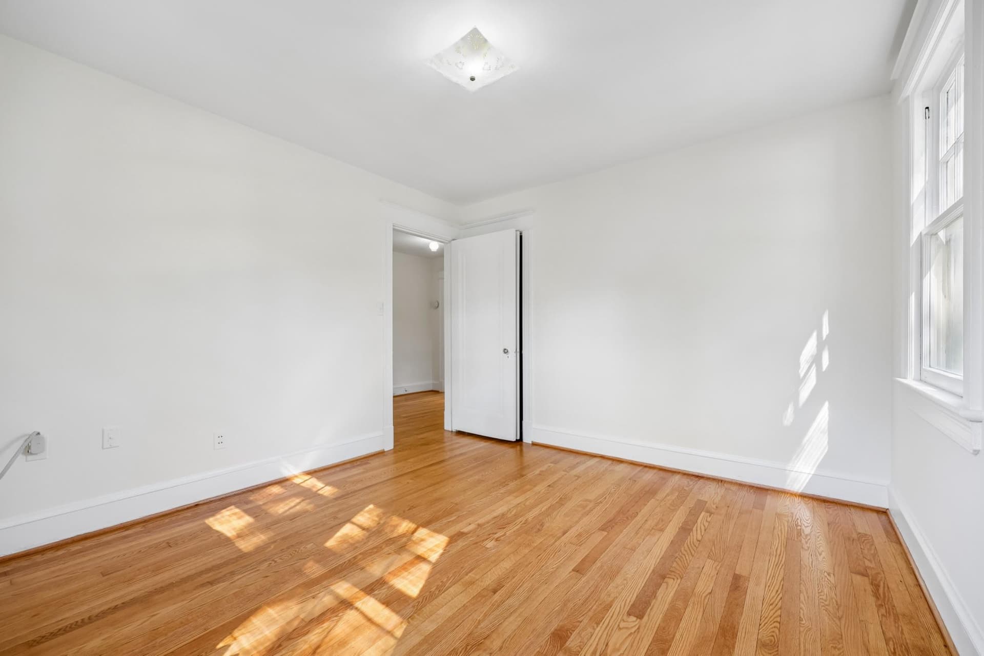 3807 Taylor Street photo 34