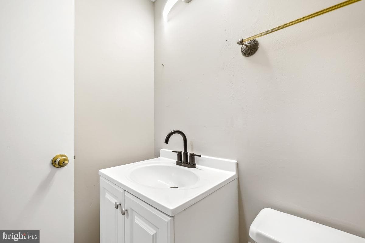 12665 English Orchard Court photo 16