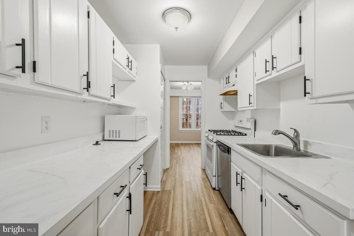 12665 English Orchard Court photo 9