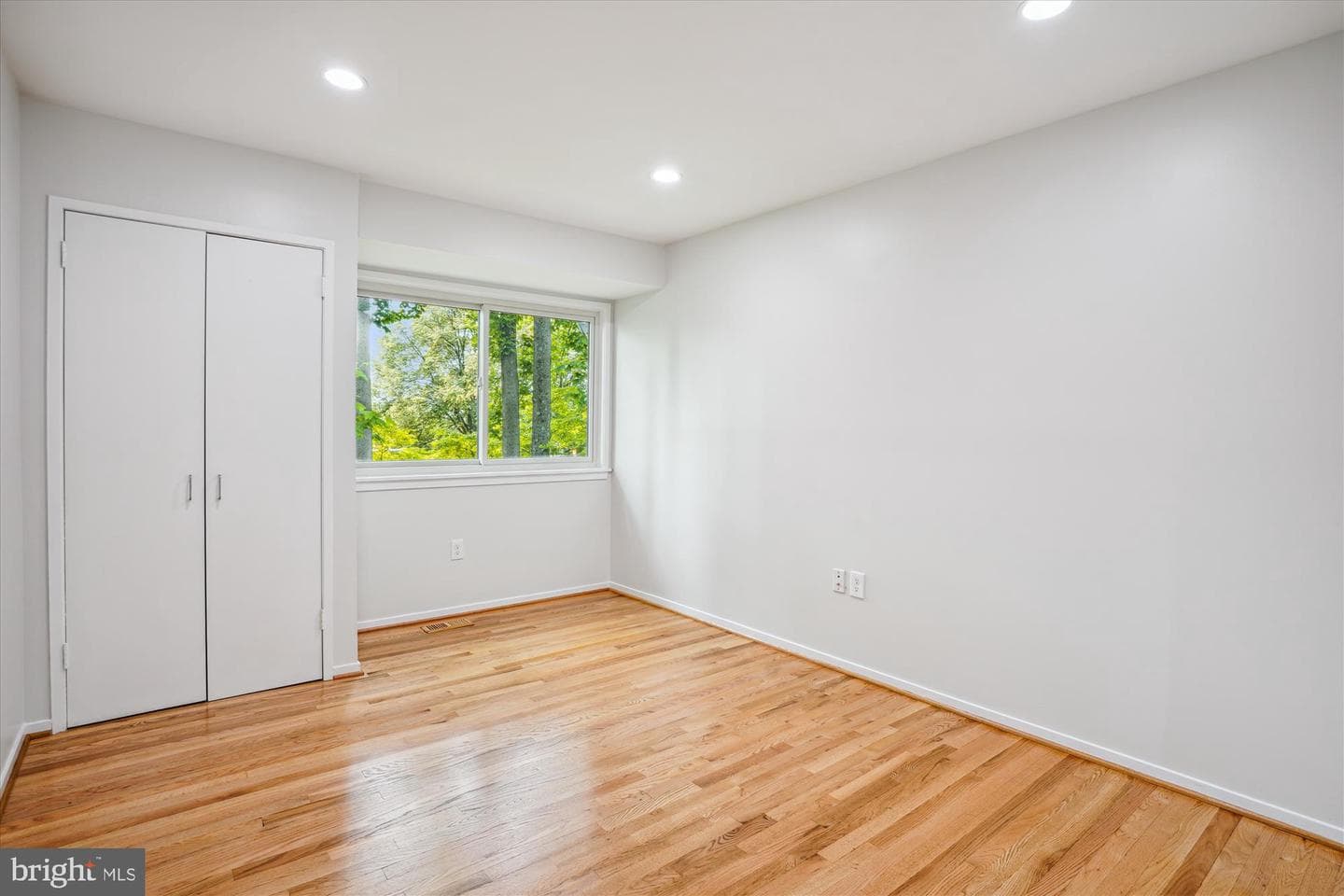9803 Hill Street photo 30