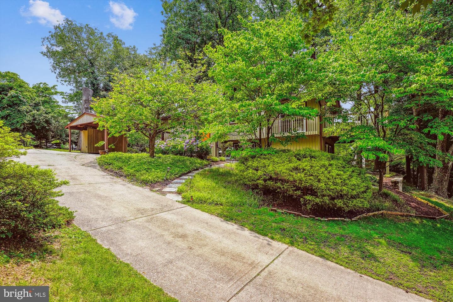 9803 Hill Street photo 4