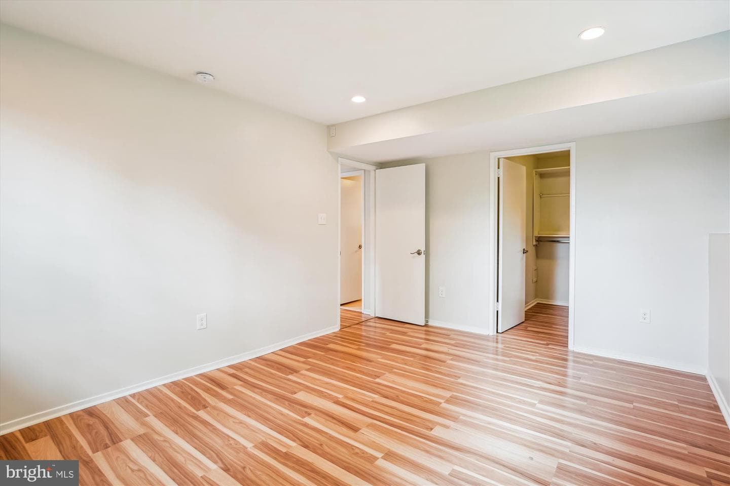 9803 Hill Street photo 46