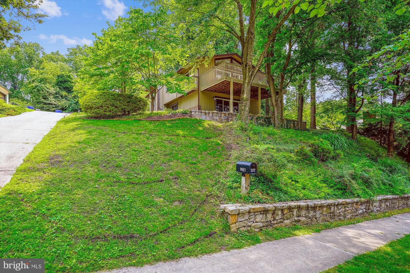 9803 Hill Street photo 5