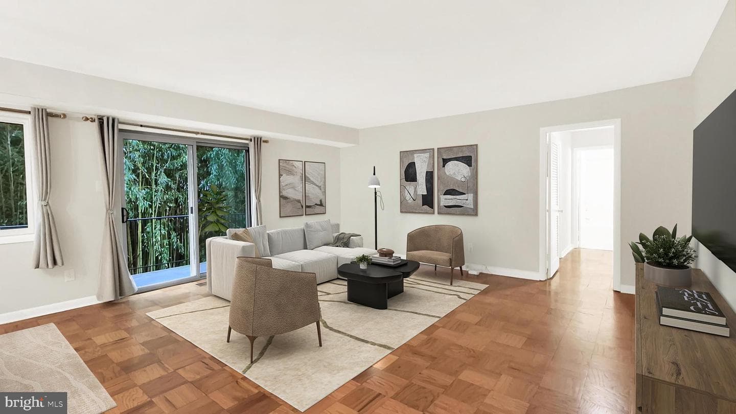 10655 Montrose Avenue #103