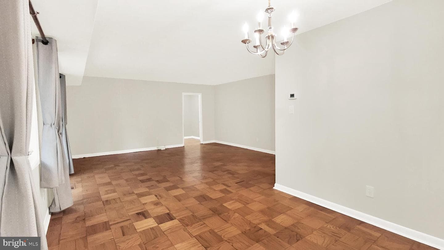 10655 Montrose Avenue #103 photo 17