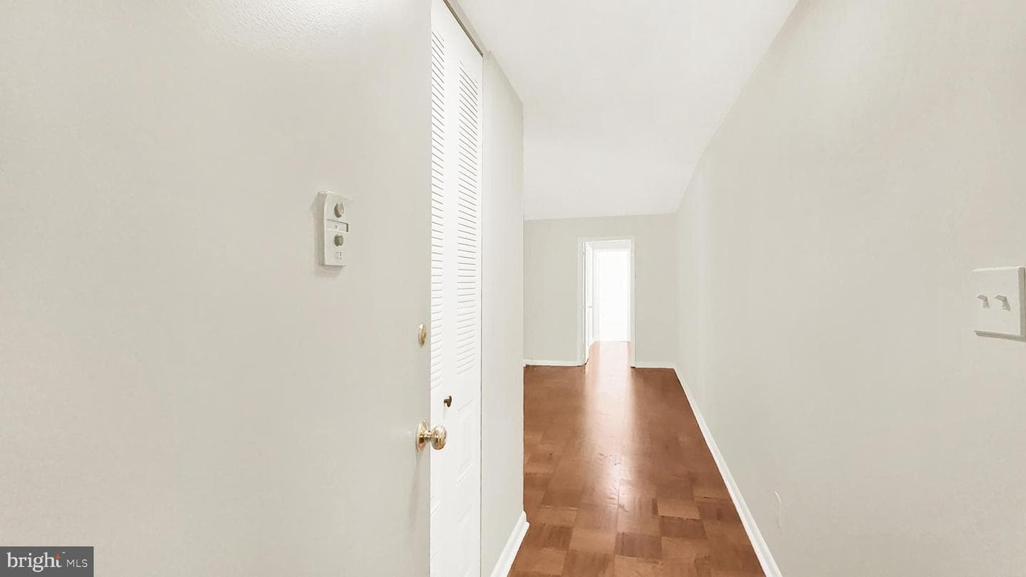 10655 Montrose Avenue #103 photo 22