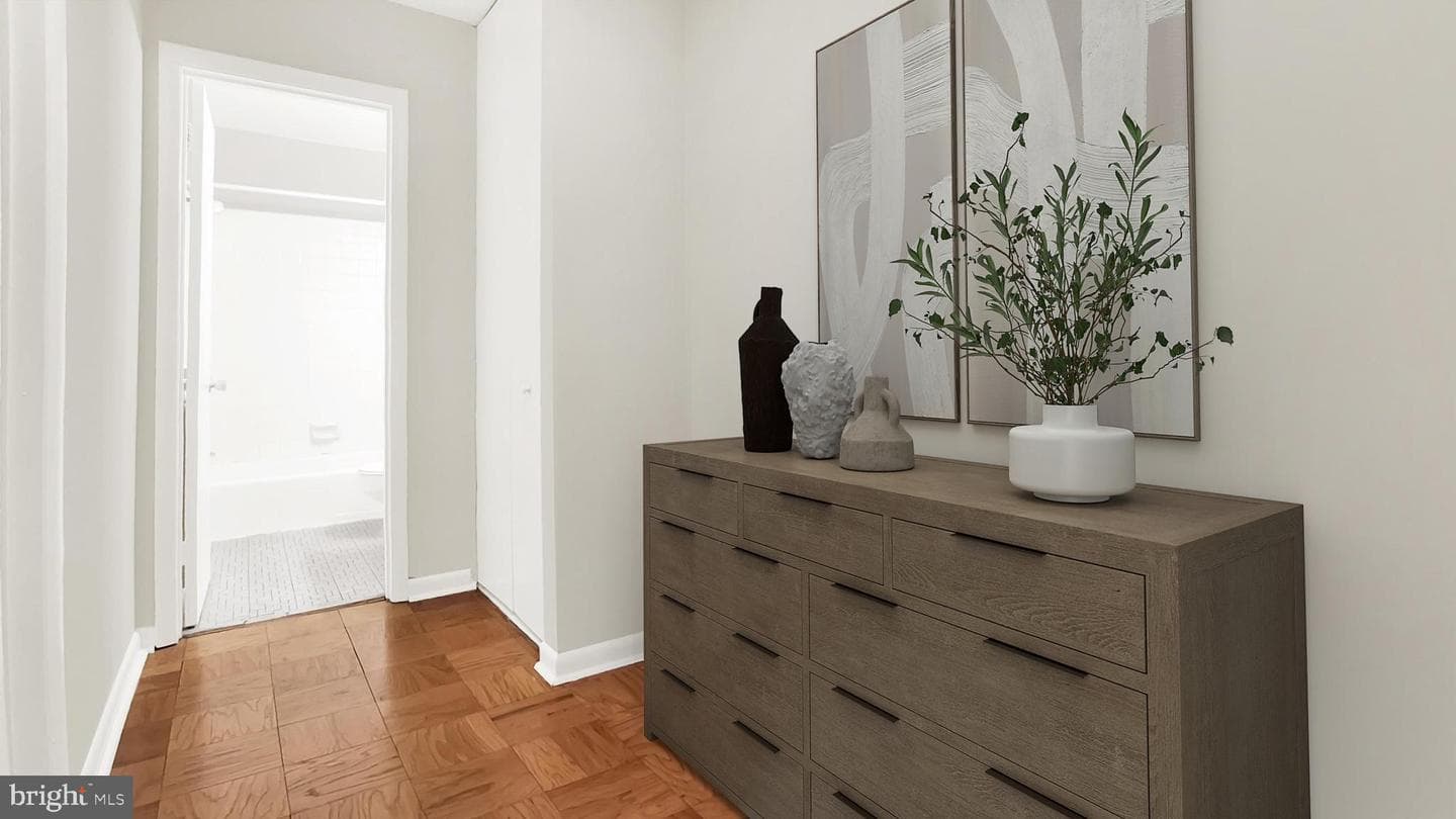 10655 Montrose Avenue #103 photo 7