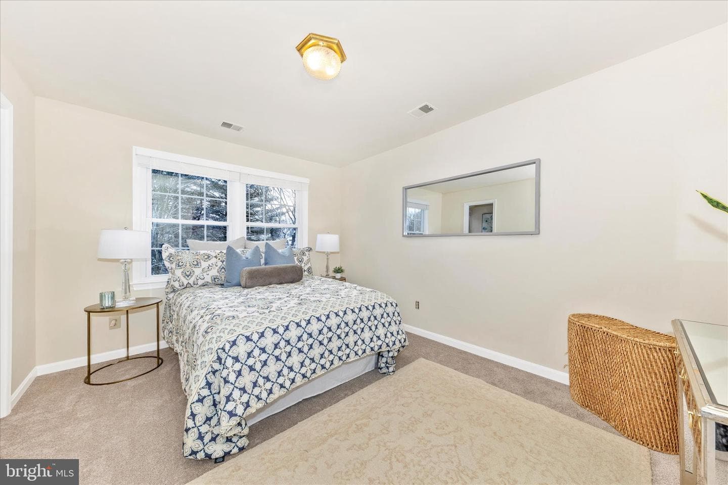 10120 Snowhill photo 28