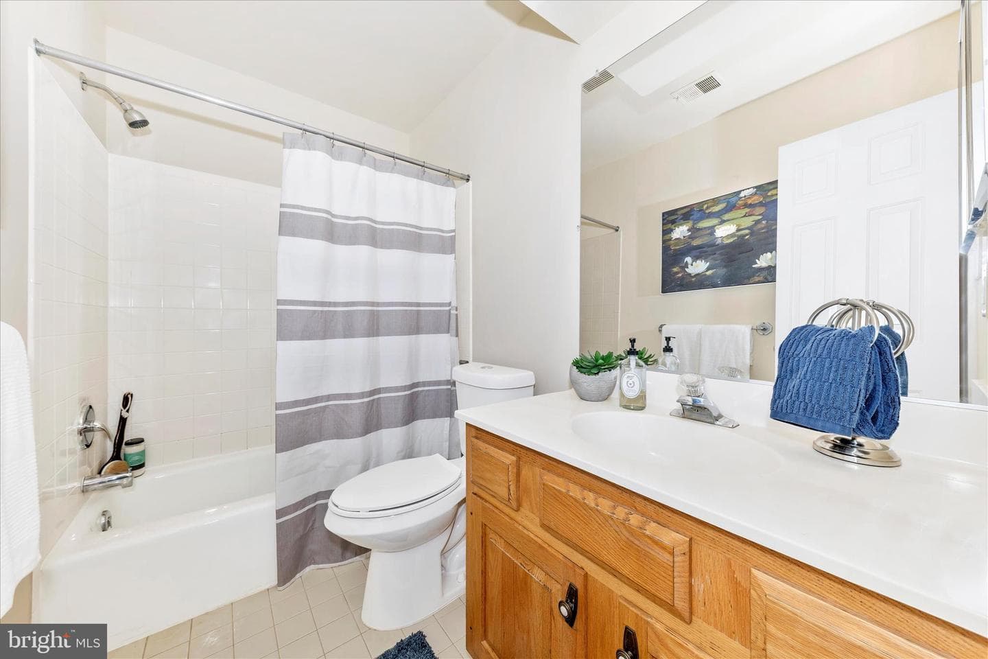 10120 Snowhill photo 32