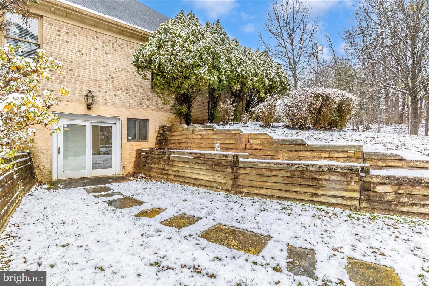 10120 Snowhill photo 46