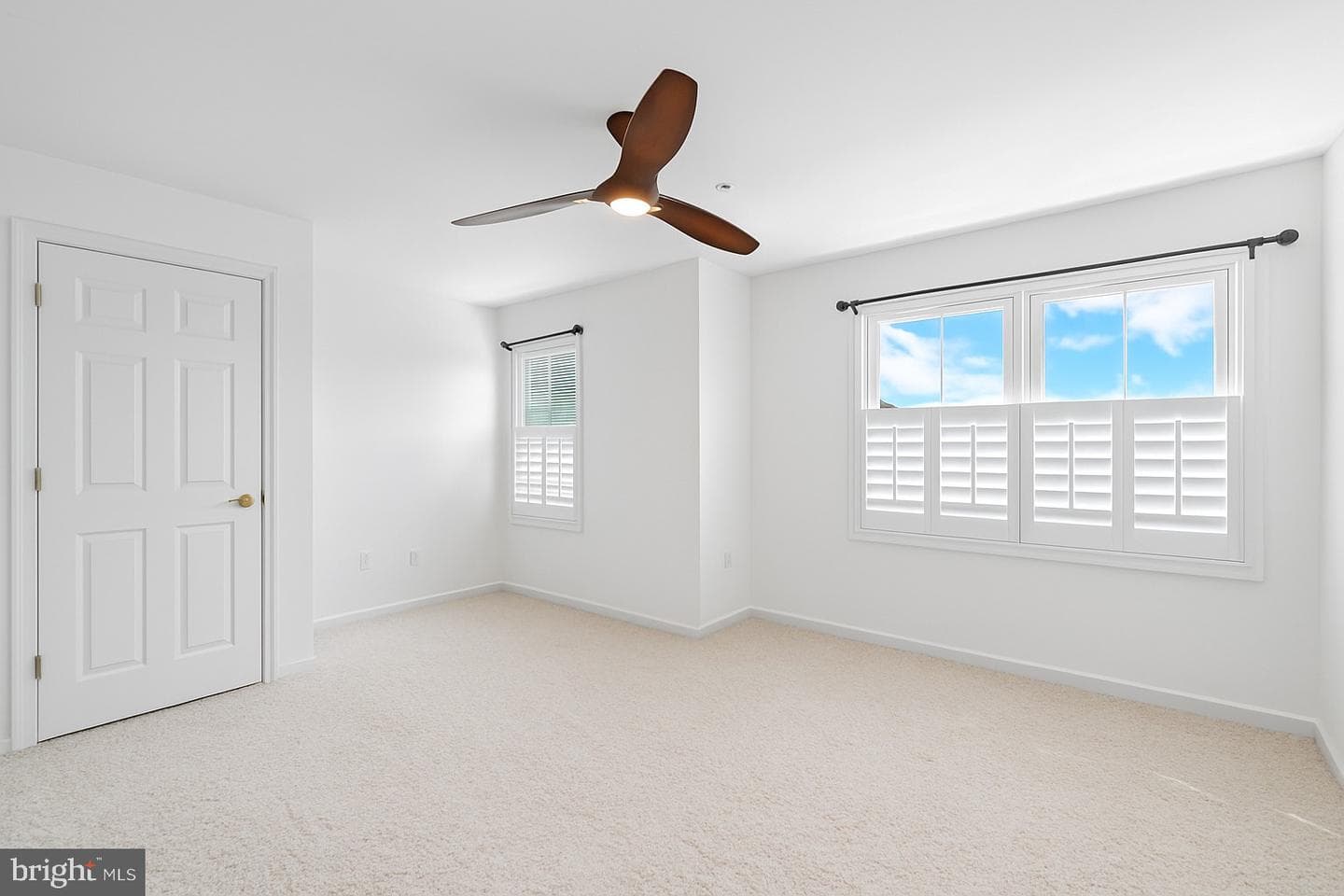 302 King Farm Boulevard #30208 photo 10