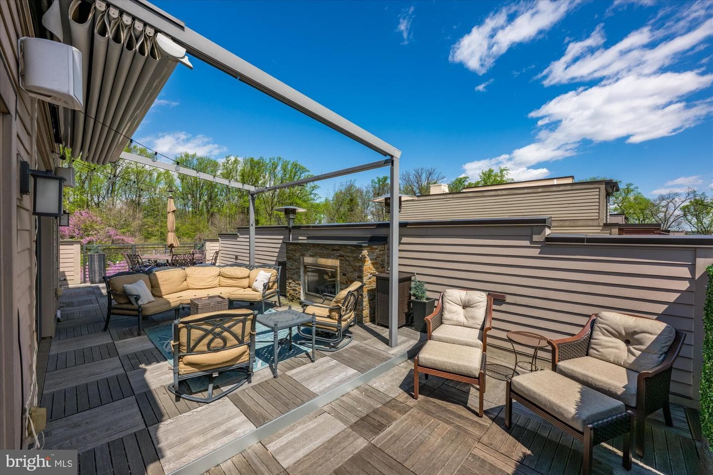 406 Barlow Place photo 38