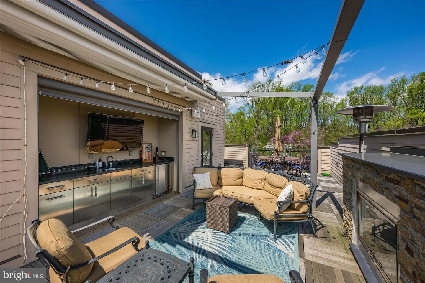 406 Barlow Place photo 41