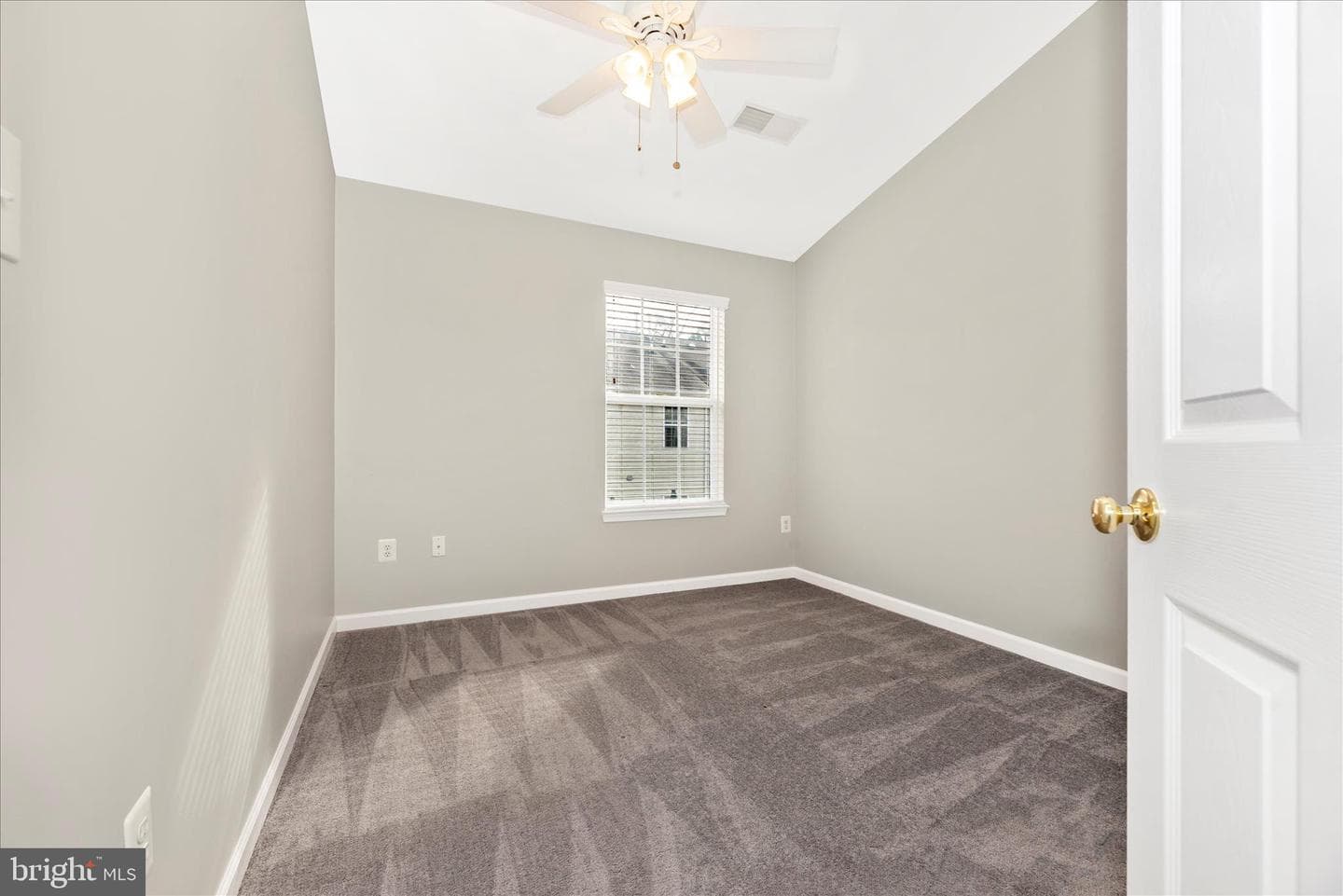 21106 Camomile Court #un 106 photo 33