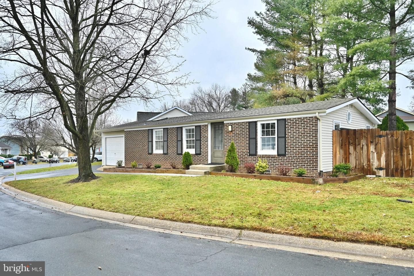 11609 Hourglass Way